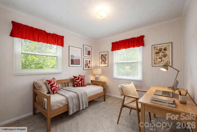 107 MAYWOOD Road, Hendersonville, NC 28792