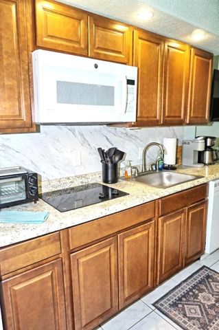 20921 HAULOVER COVE F5, Lutz, FL 33558