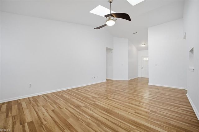 5520 Glen View DR, Virginia Beach, VA 23464