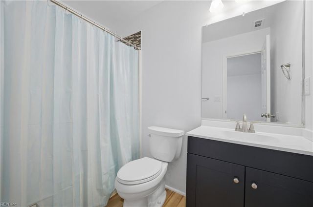 5520 Glen View DR, Virginia Beach, VA 23464