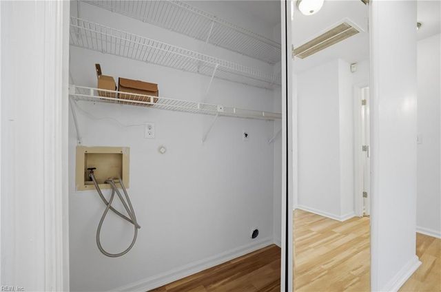 5520 Glen View DR, Virginia Beach, VA 23464