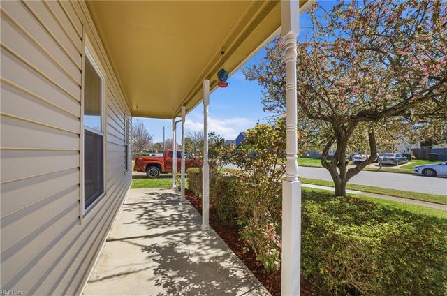 5520 Glen View DR, Virginia Beach, VA 23464