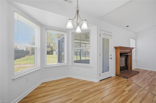 5520 Glen View DR, Virginia Beach, VA 23464