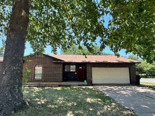 421 Woodland Drive, Midwest City, OK 73130