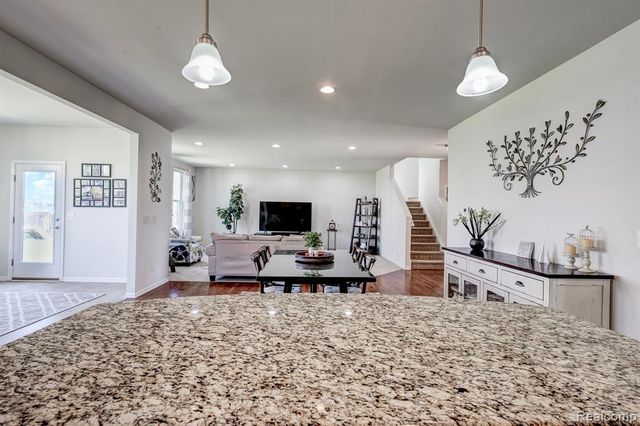 29816 Autumn Gold Drive, New Hudson, MI 48165