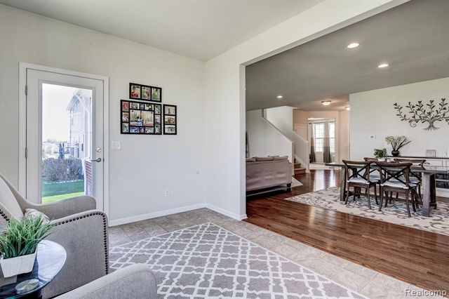 29816 Autumn Gold Drive, New Hudson, MI 48165