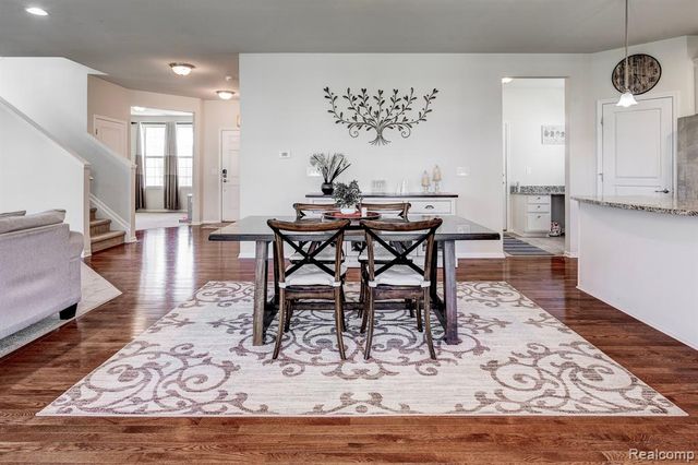 29816 Autumn Gold Drive, New Hudson, MI 48165