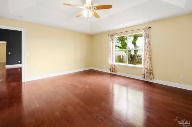 2726 Blackwood Dr, Cantonment, FL 32533