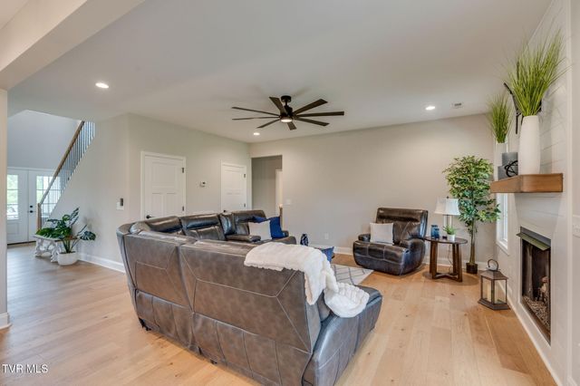 812 Dolen Place, Kingsport, TN 37663