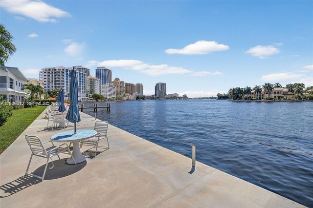 425 Bayshore Dr d-3, Fort Lauderdale, FL 33304