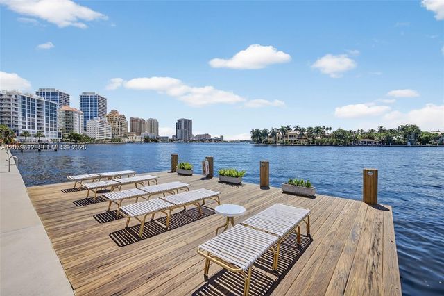 425 Bayshore Dr d-3, Fort Lauderdale, FL 33304
