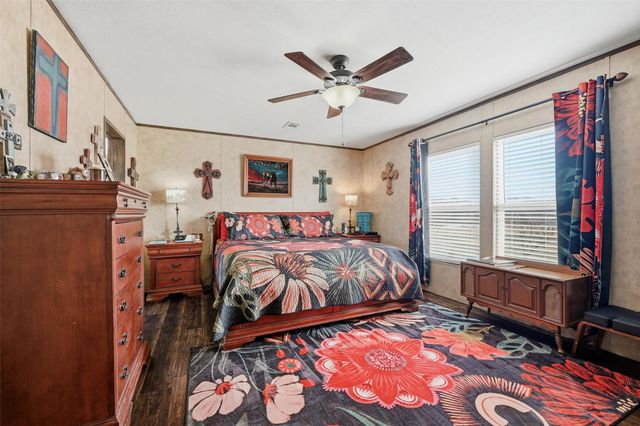 1949 Greer Road, Sadler, TX 76264