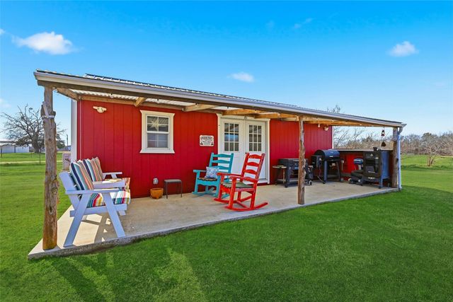 1949 Greer Road, Sadler, TX 76264