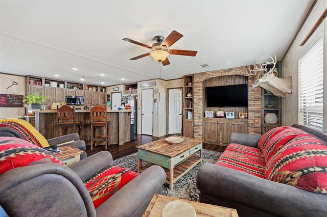 1949 Greer Road, Sadler, TX 76264