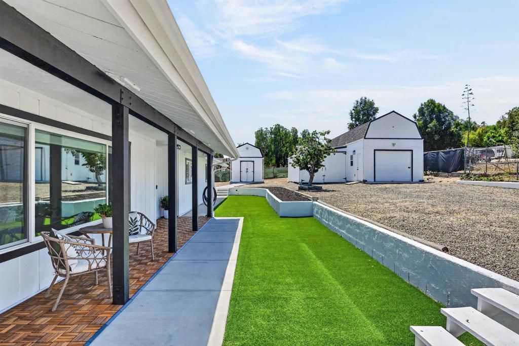 Image 2 of property listing at 3227 Oleander Avenue, San Marcos, CA 92078