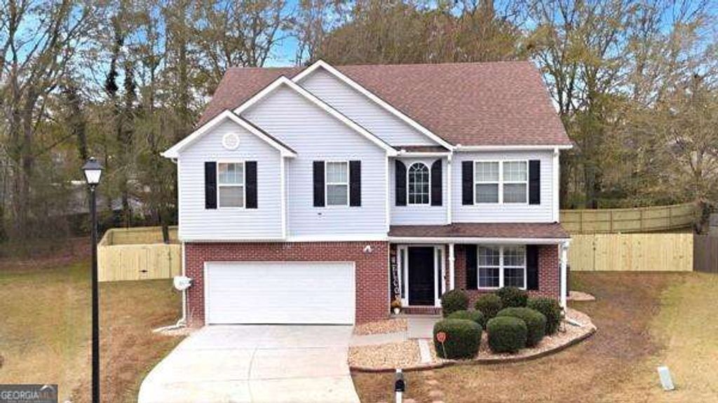 2391 Temple View Court, Snellville, GA 30078