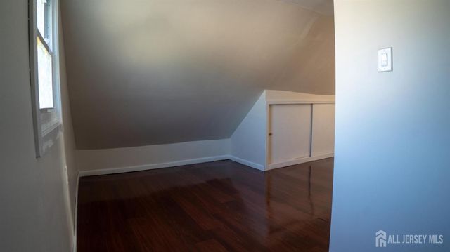 55 W Iselin Parkway, Iselin, NJ 08830