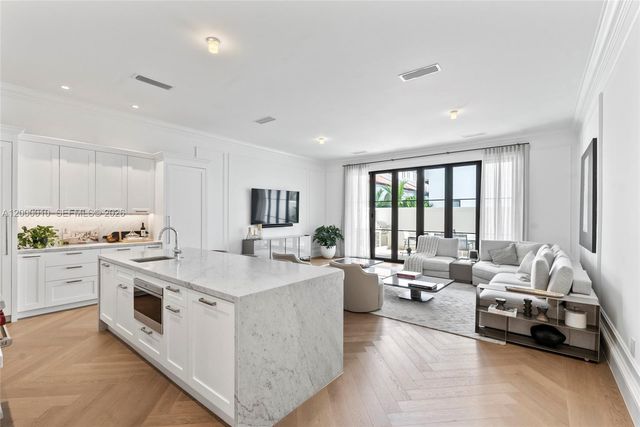 2617 Anderson Rd, Coral Gables, FL 33134