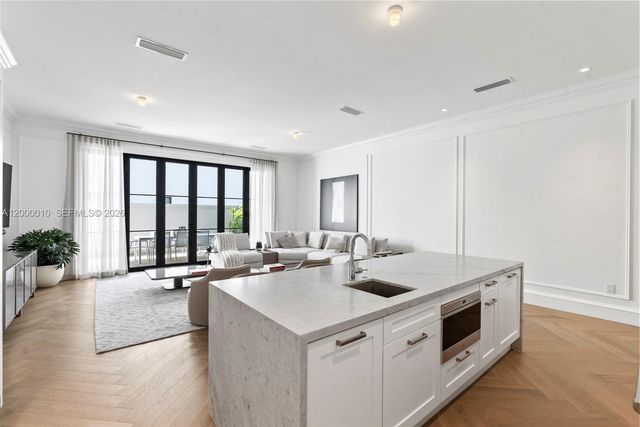 2617 Anderson Rd, Coral Gables, FL 33134