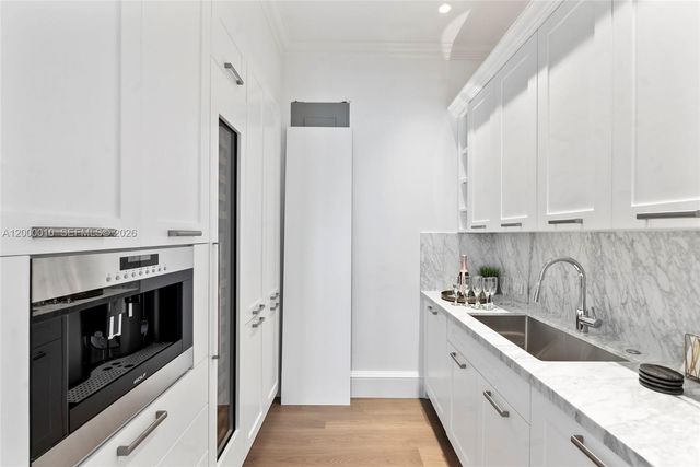 2617 Anderson Rd, Coral Gables, FL 33134