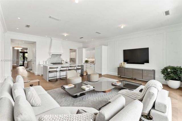 2617 Anderson Rd, Coral Gables, FL 33134