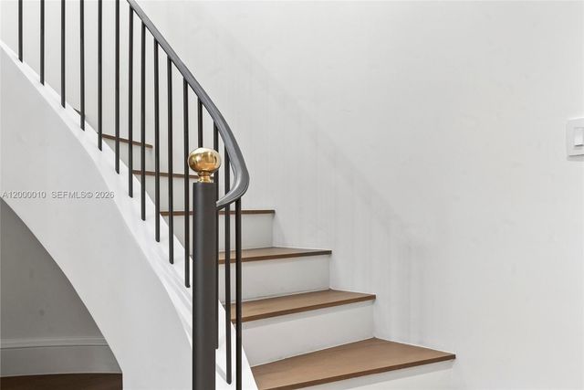 2617 Anderson Rd, Coral Gables, FL 33134