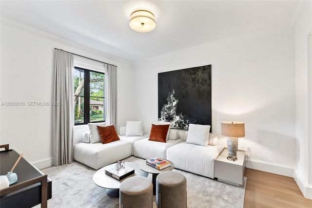 2617 Anderson Rd, Coral Gables, FL 33134