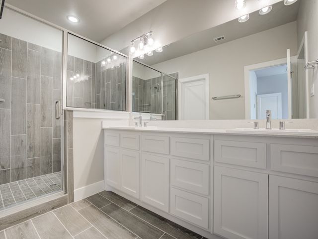 2619 Carmelita Street, Dallas, TX 75212