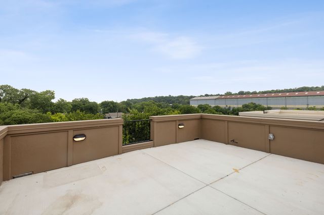 2619 Carmelita Street, Dallas, TX 75212