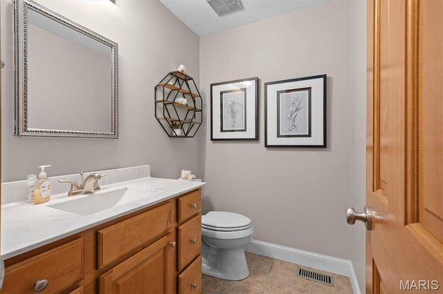 26 Ravenwood Circle, O'fallon, IL 62269