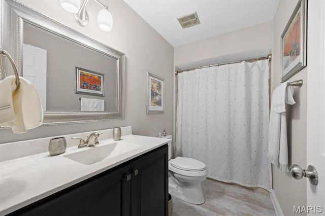 26 Ravenwood Circle, O'fallon, IL 62269