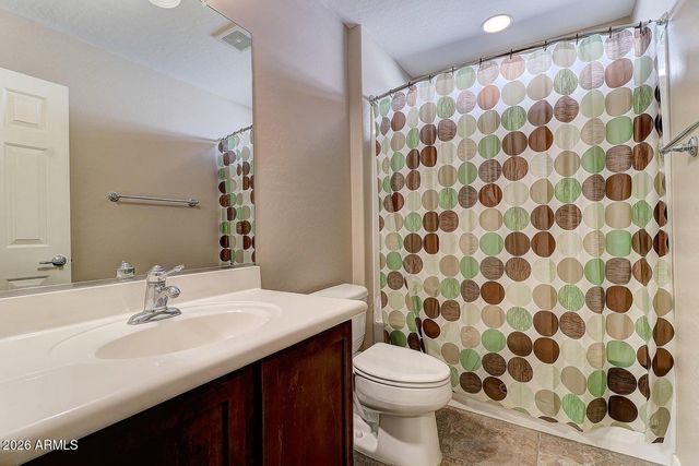 2530 W CORDIA Lane, Phoenix, AZ 85085