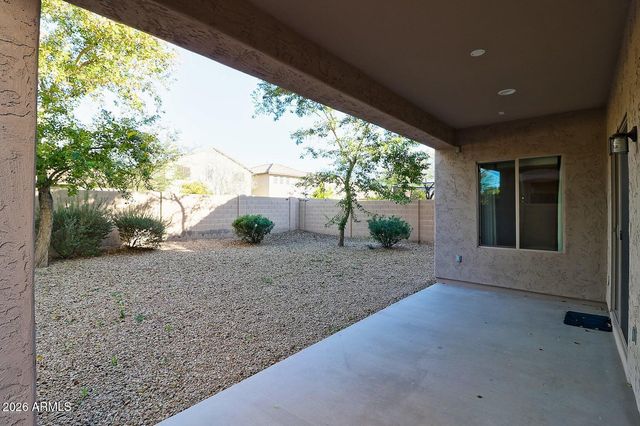 2530 W CORDIA Lane, Phoenix, AZ 85085
