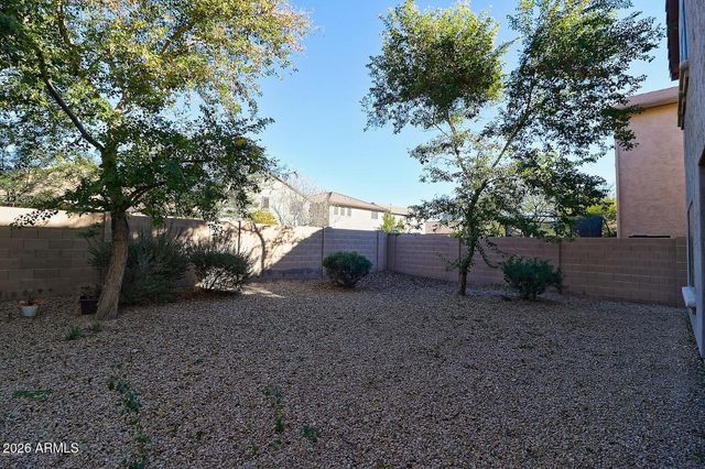 2530 W CORDIA Lane, Phoenix, AZ 85085