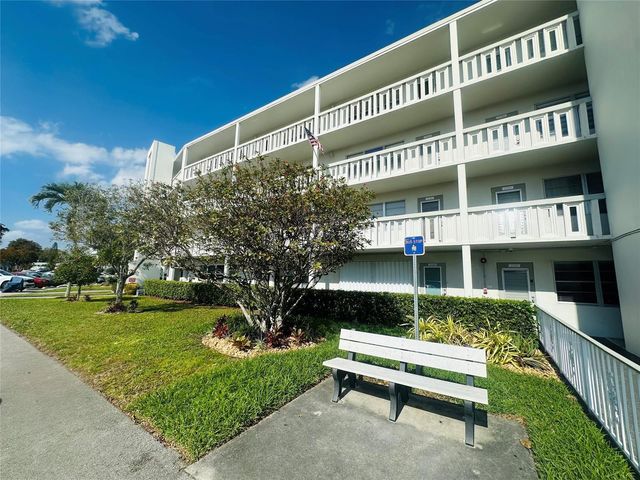 2045 Newport N 2045, Deerfield Beach, FL 33442