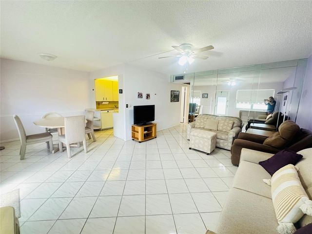2045 Newport N 2045, Deerfield Beach, FL 33442