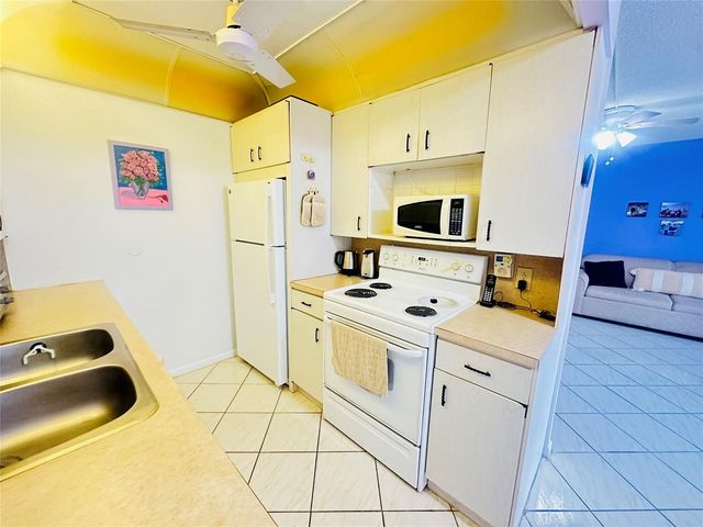 2045 Newport N 2045, Deerfield Beach, FL 33442