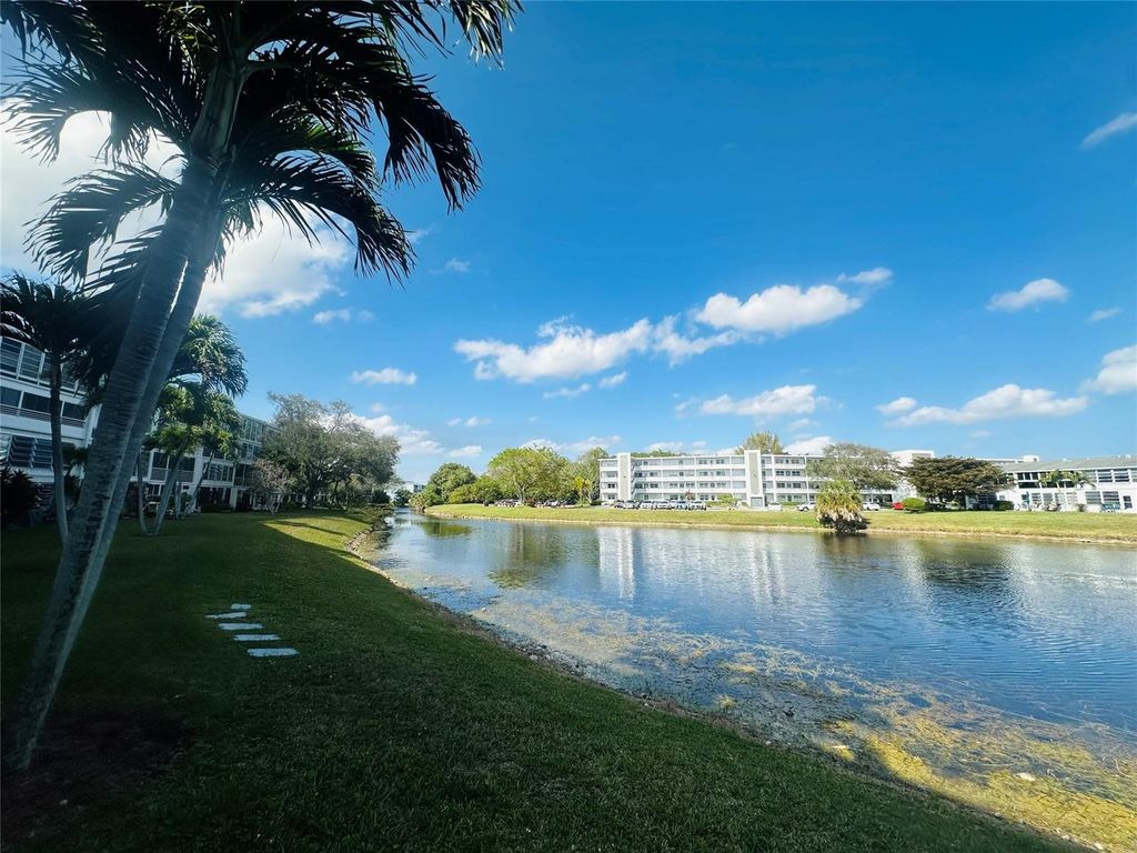 2045 Newport N 2045, Deerfield Beach, FL 33442