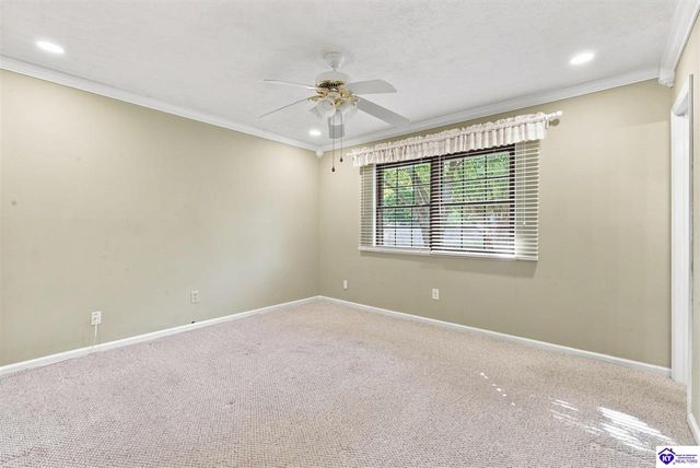 718 Carolyn Street, Radcliff, KY 40160