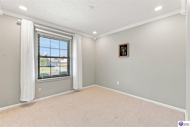 718 Carolyn Street, Radcliff, KY 40160
