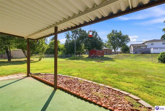 718 Carolyn Street, Radcliff, KY 40160