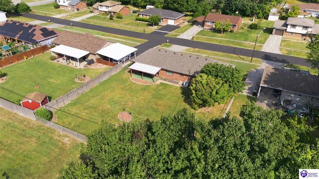 718 Carolyn Street, Radcliff, KY 40160