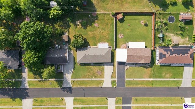 718 Carolyn Street, Radcliff, KY 40160