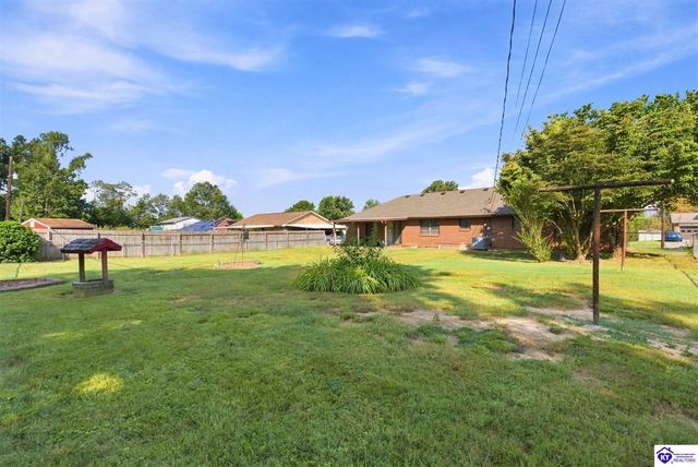 718 Carolyn Street, Radcliff, KY 40160