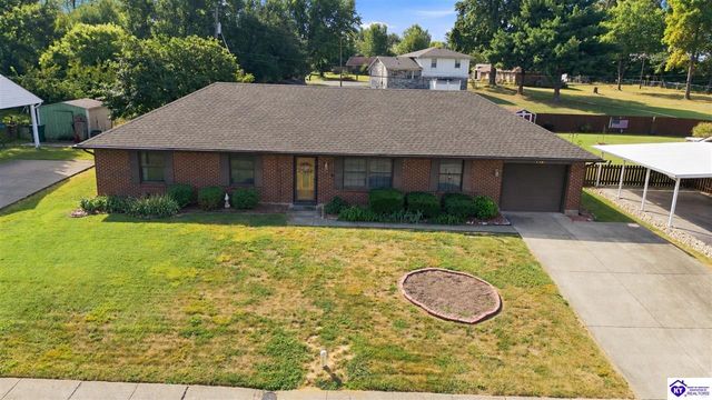 718 Carolyn Street, Radcliff, KY 40160