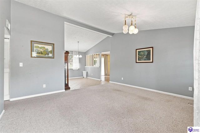 718 Carolyn Street, Radcliff, KY 40160