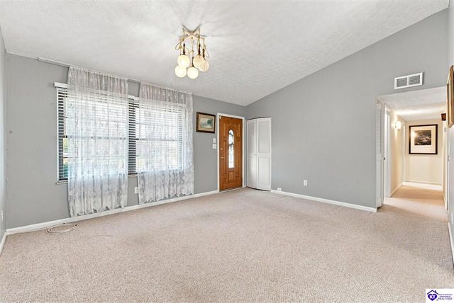 718 Carolyn Street, Radcliff, KY 40160