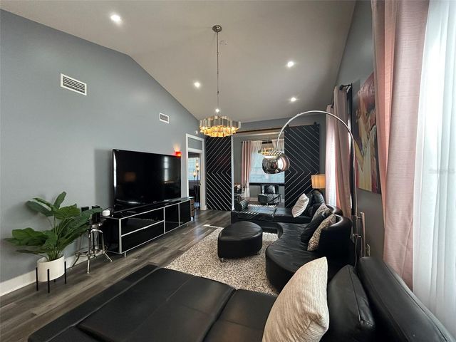 3701 54TH DRIVE W 201, Bradenton, FL 34210