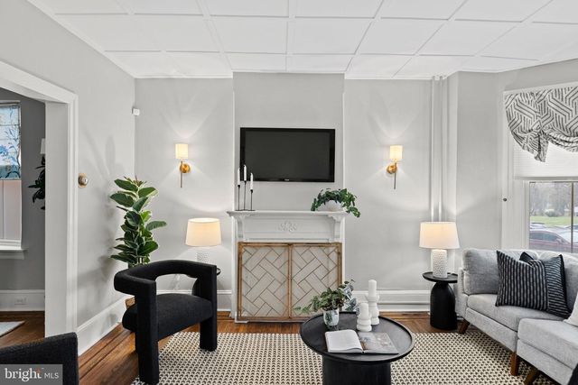 100 E 6TH AVE, Conshohocken, PA 19428