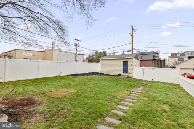 100 E 6TH AVE, Conshohocken, PA 19428